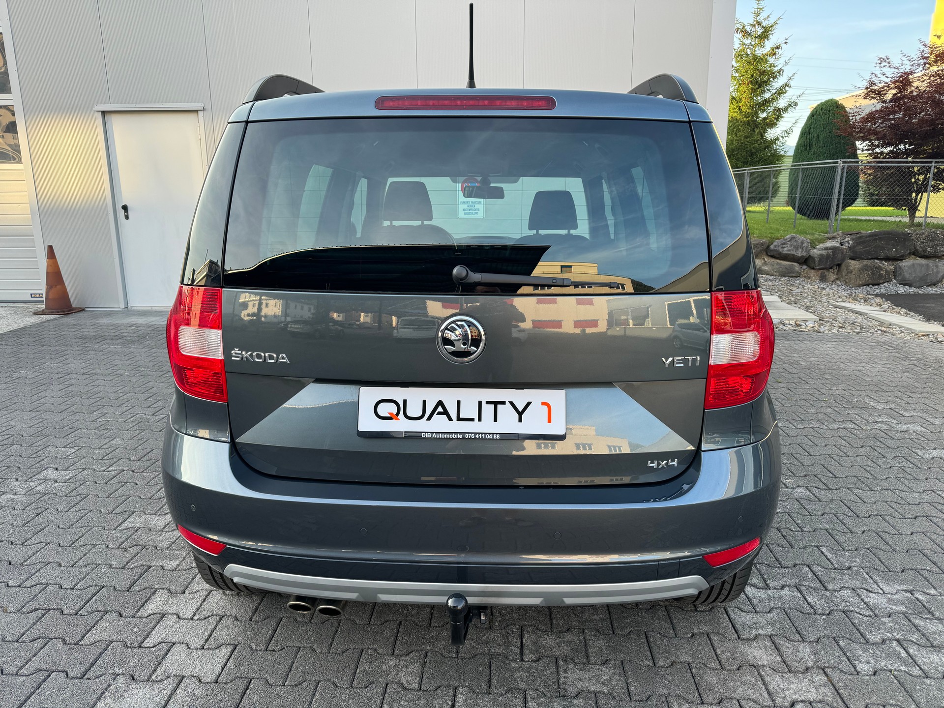 SKODA Yeti 1.4 TSI Active 4x4*TOP ZUSTAND*NUR 36000 KM*AHK*-showroom-element-2