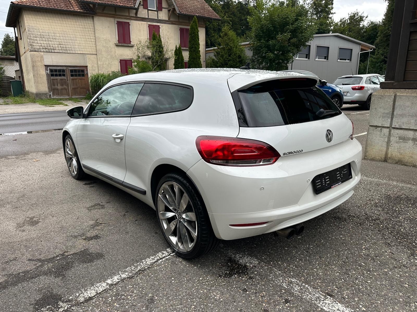 VW Scirocco 2.0 TSI DSG-showroom-element-3