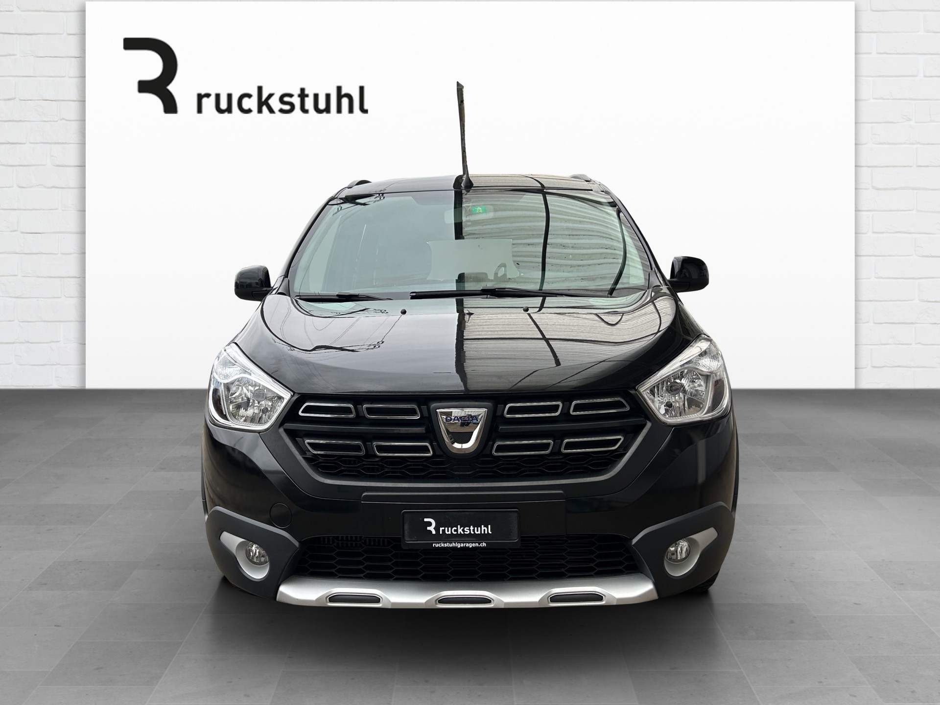 DACIA Lodgy 1.3 TCe Stepway S/S 5P-showroom-element-1