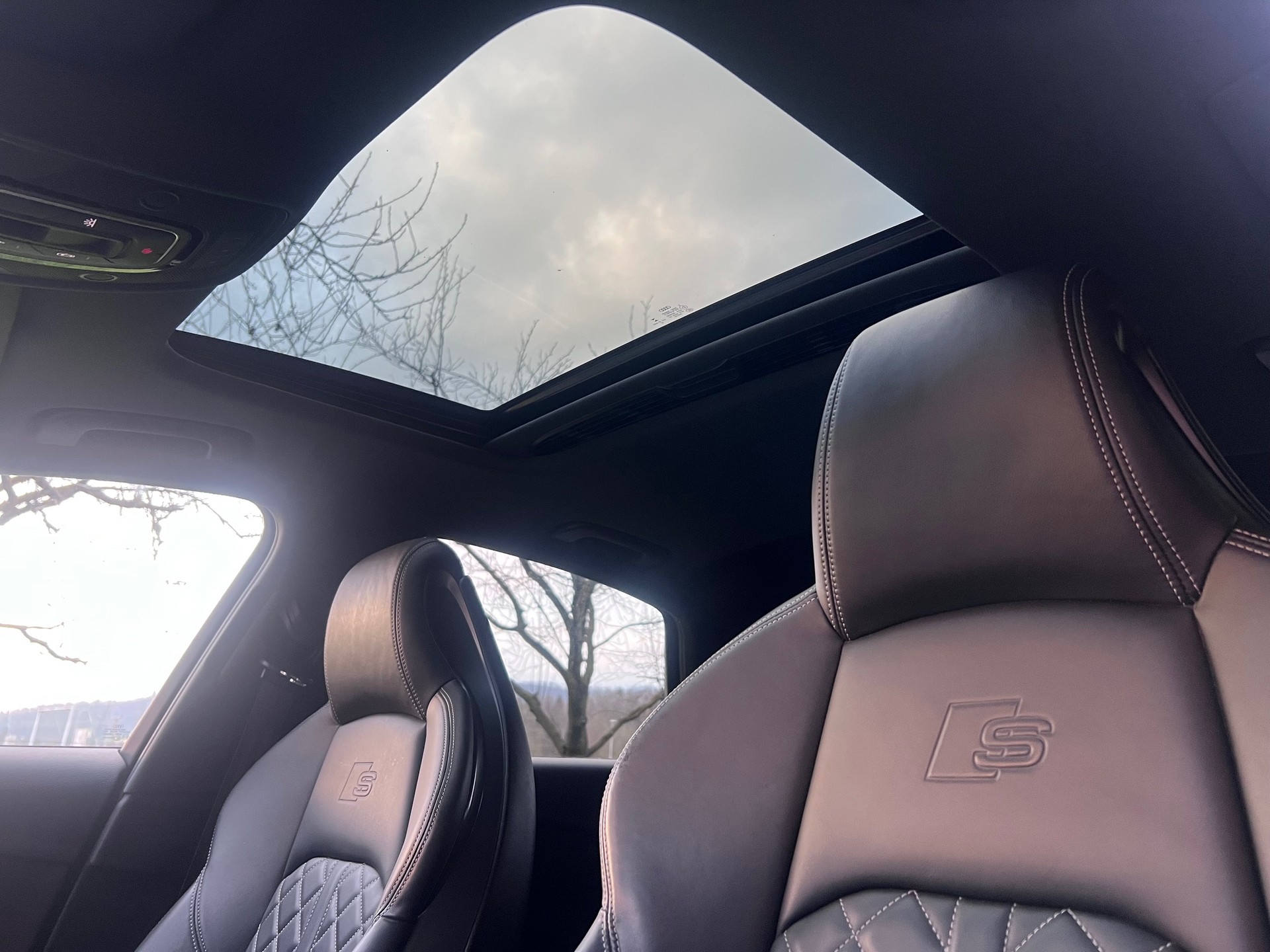 AUDI S4 3.0 TFSI quattro tiptronic-image-5