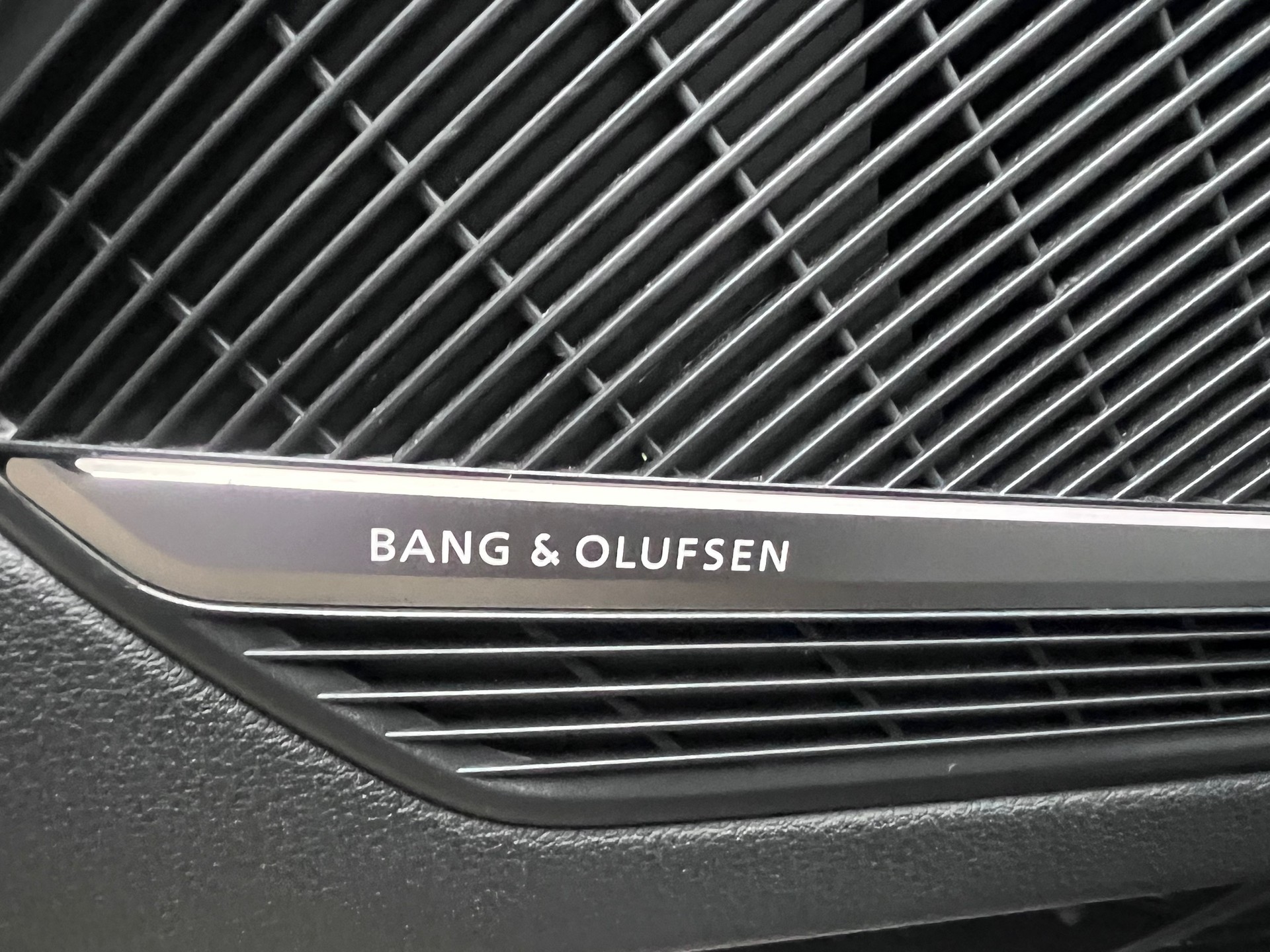 AUDI S4 3.0 TFSI quattro tiptronic-image-6