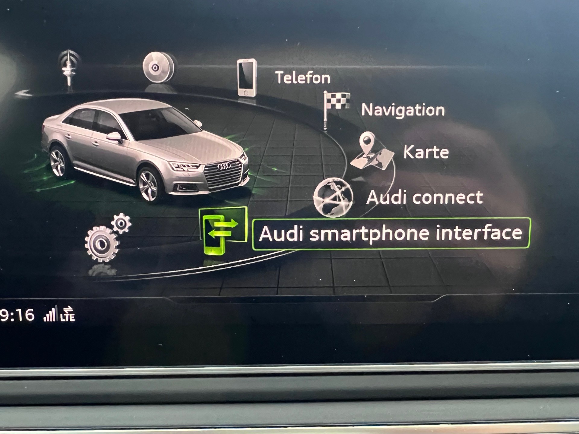 AUDI S4 3.0 TFSI quattro tiptronic-image-13