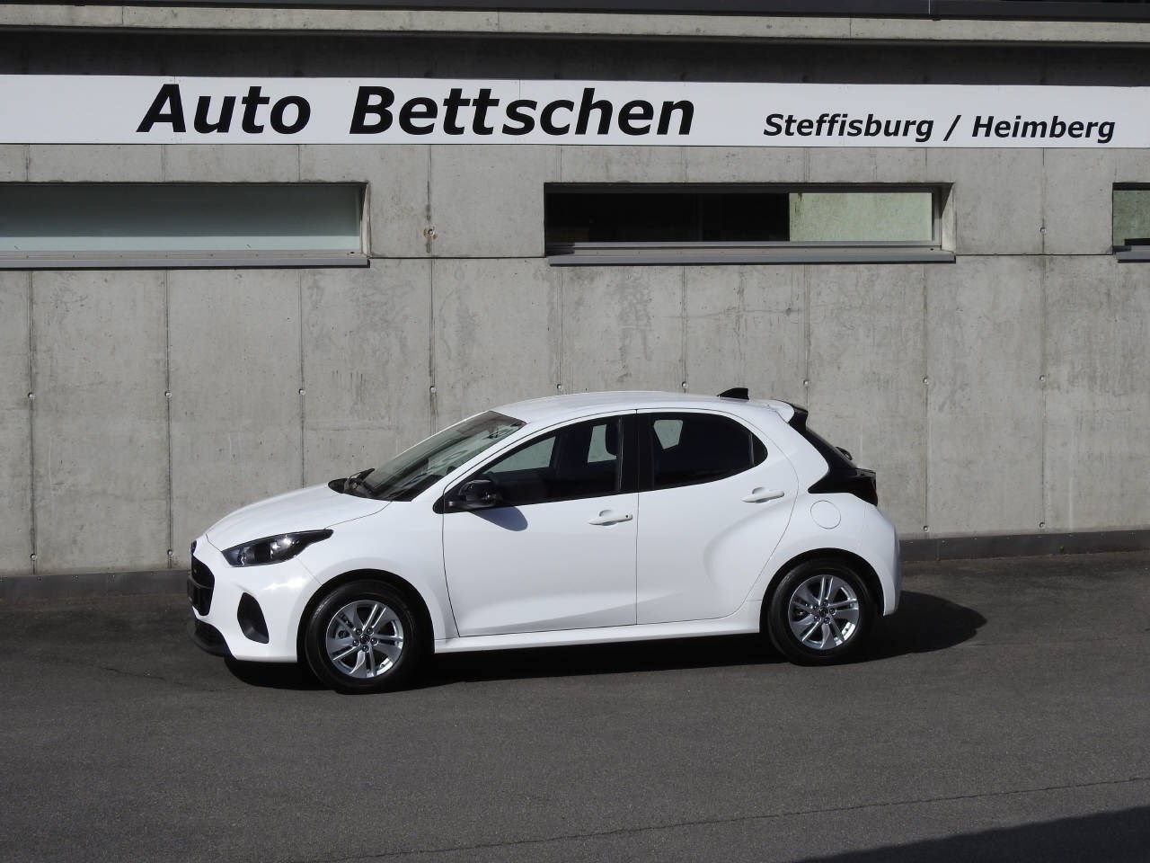 MAZDA 2 1.5 Hybrid Centre-Line