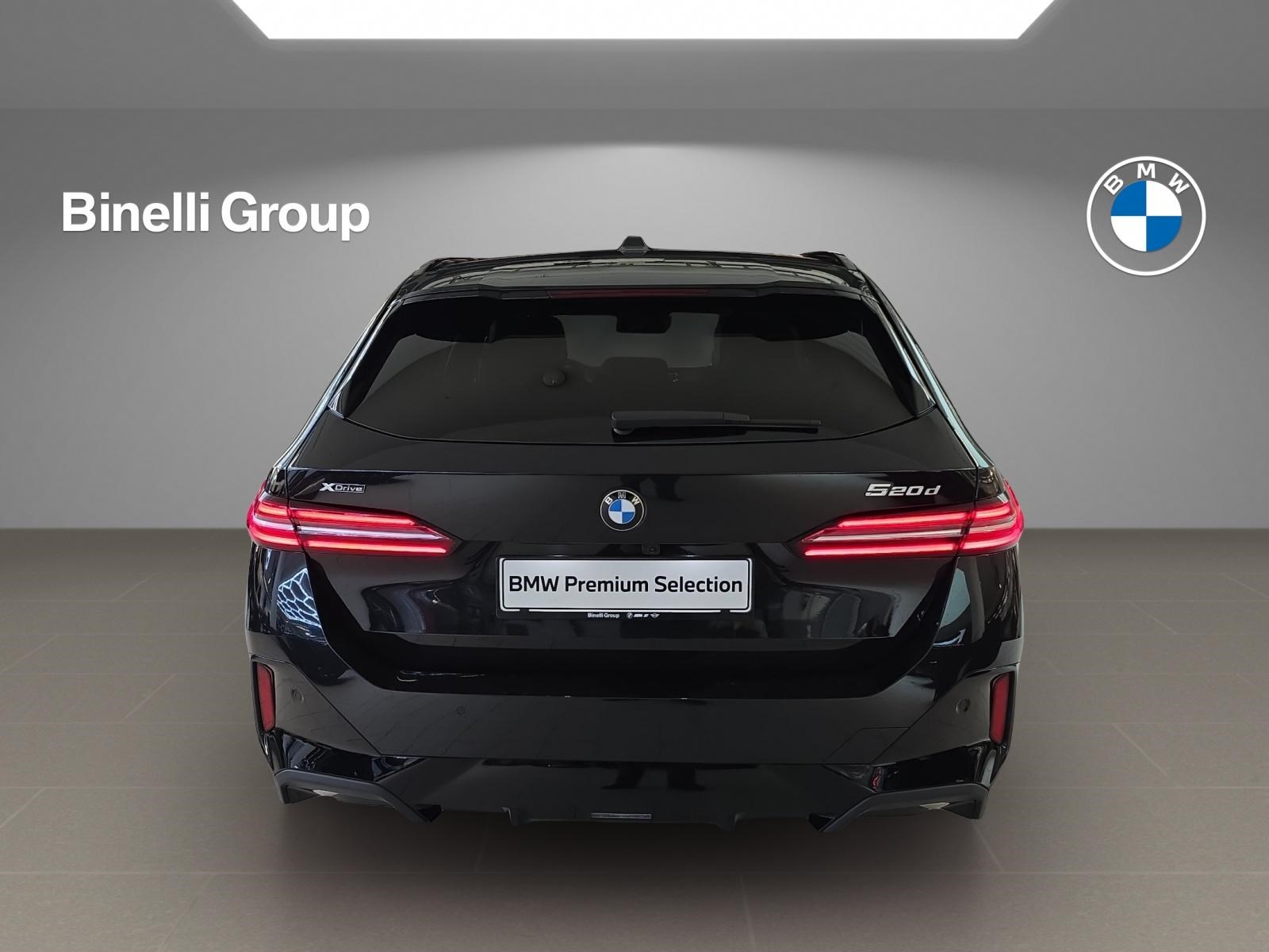 BMW 520d xDrive Touring M Sport-showroom-element-3