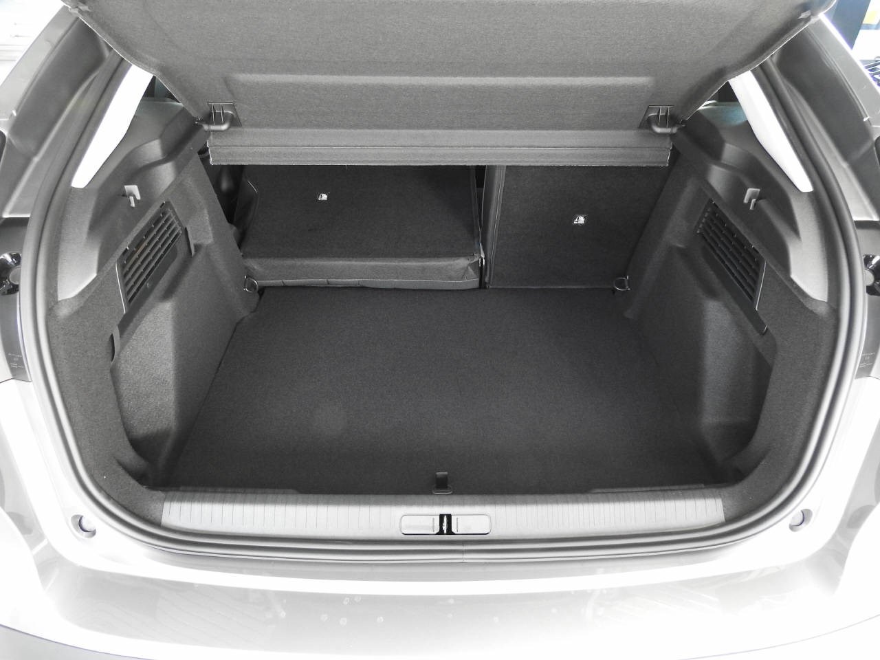 CITROEN C4 1.2 Hybrid You+-image-10