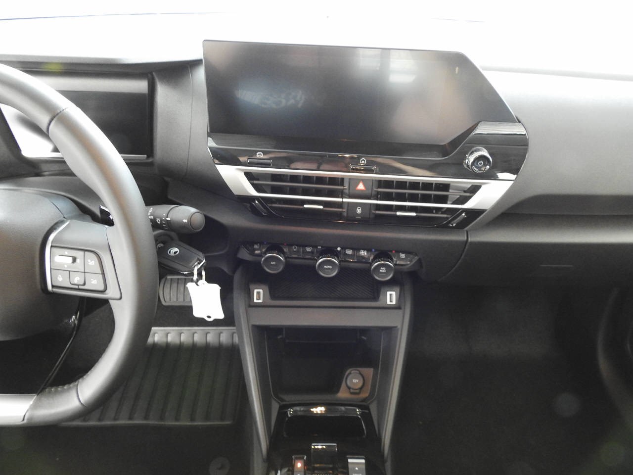 CITROEN C4 1.2 Hybrid You+-image-15