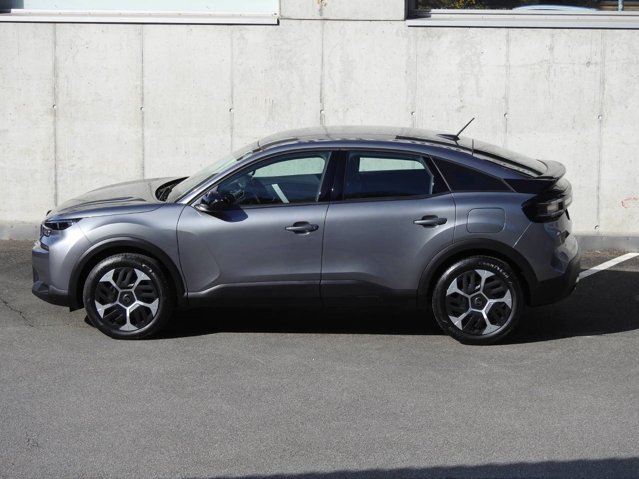 CITROEN C4 1.2 Hybrid You+-image-2