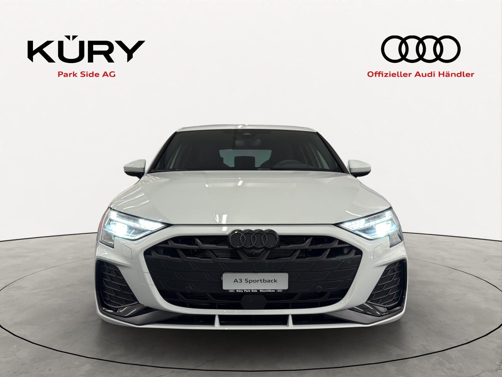 AUDI A3 Sportback 35 TFSI S line Attraction-showroom-element-1