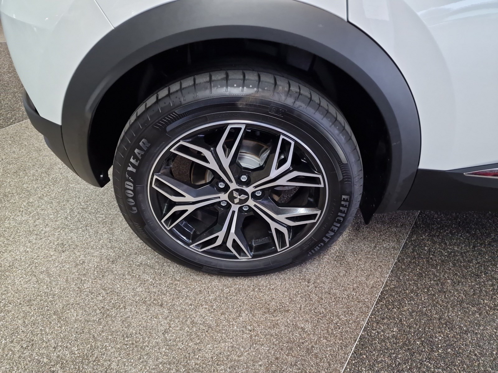 MITSUBISHI ASX 1.6 PHEV Instyle-image-14