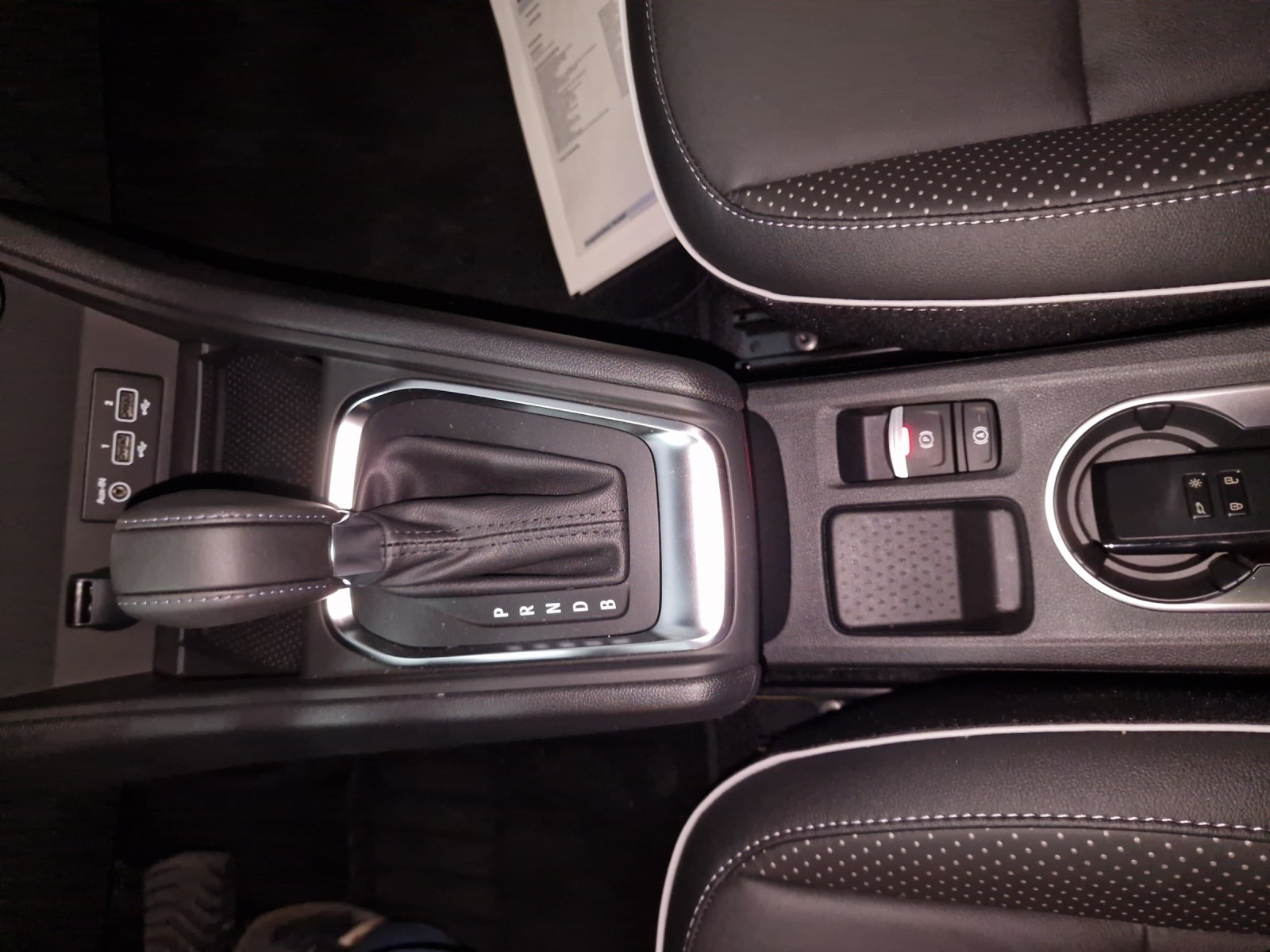 MITSUBISHI ASX 1.6 PHEV Instyle-image-12