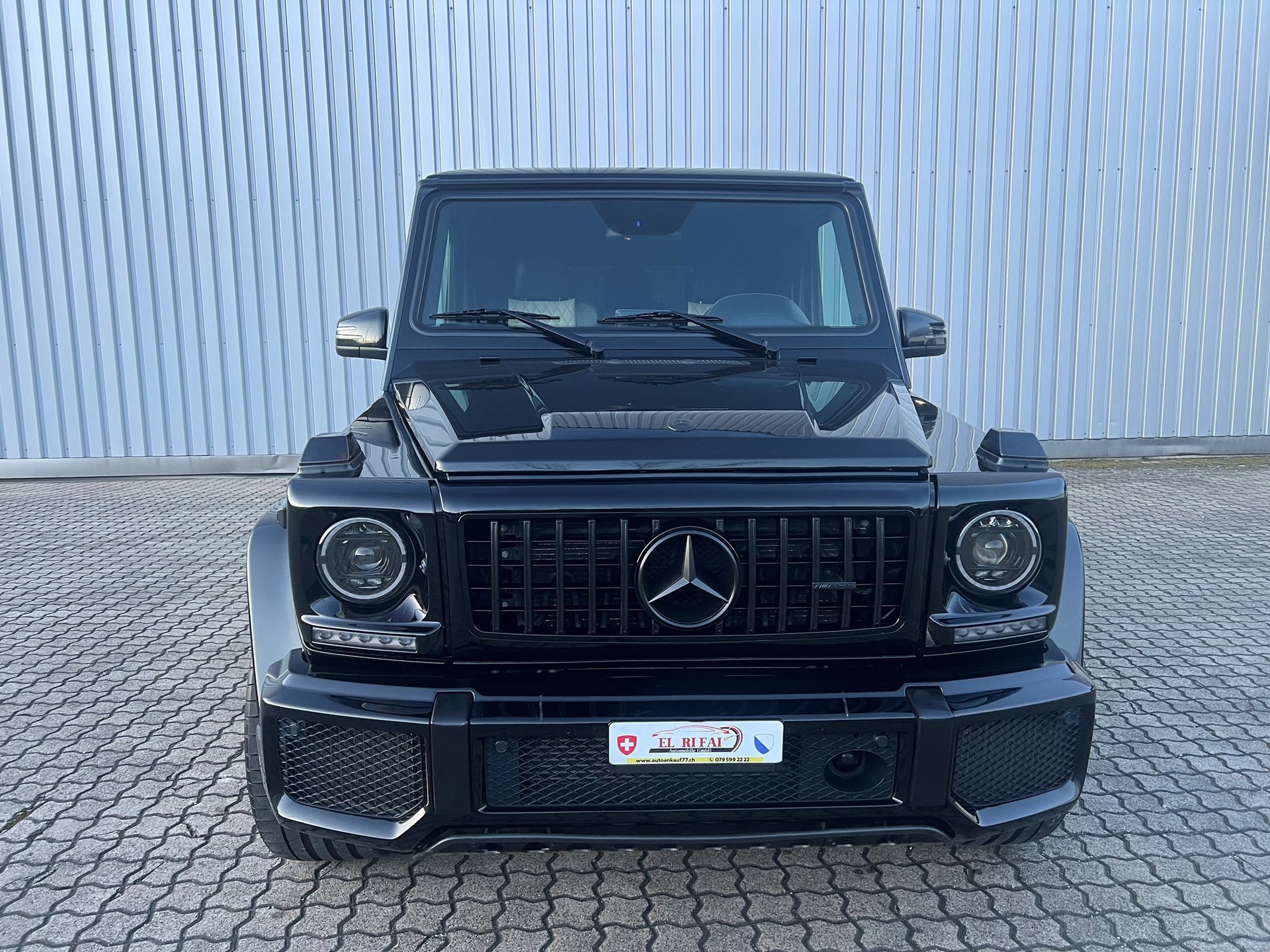MERCEDES-BENZ G 63 AMG Edition 463 Speedshift Plus 7G-Tronic-showroom-element-1