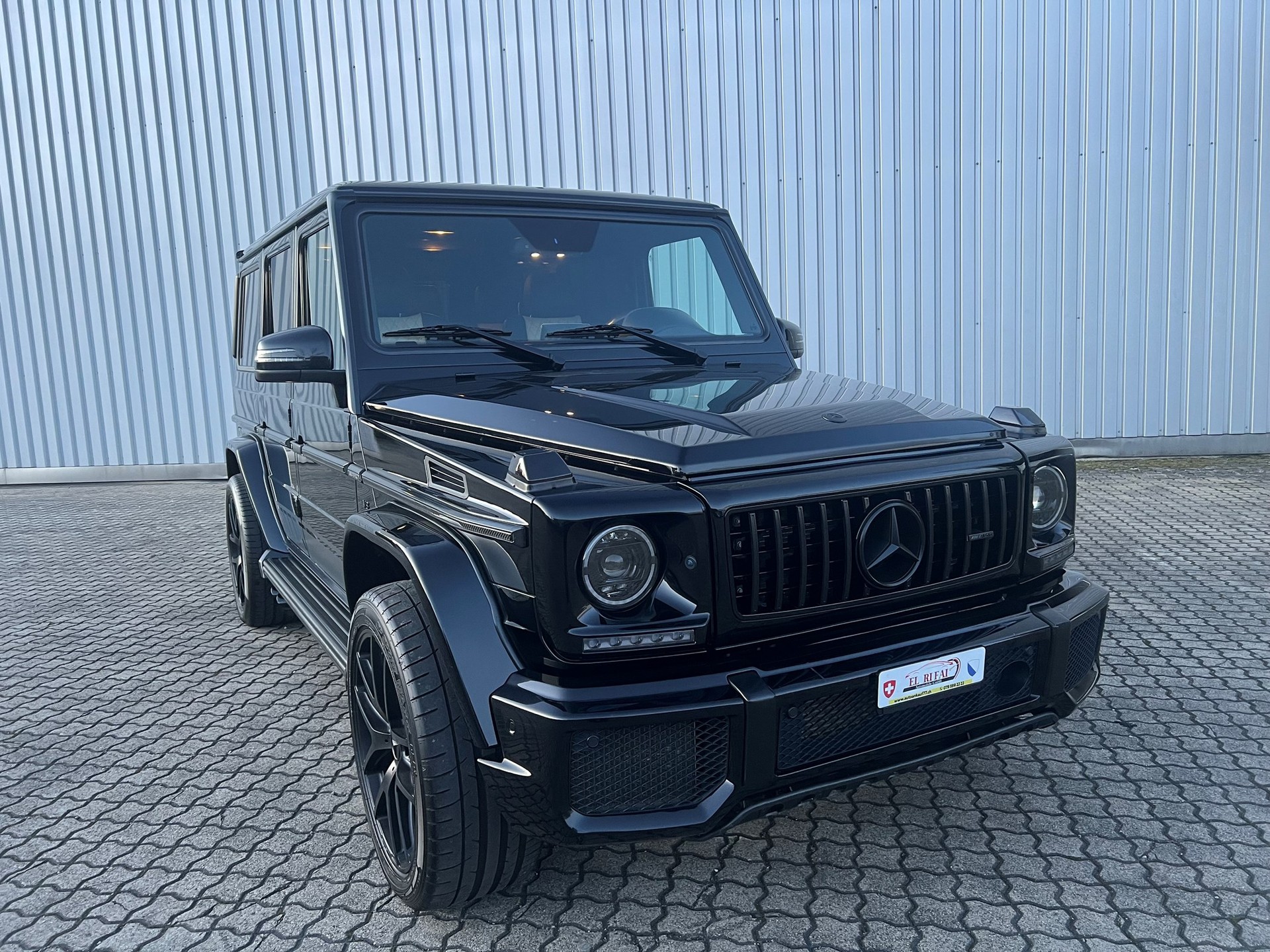 MERCEDES-BENZ G 63 AMG Edition 463 Speedshift Plus 7G-Tronic-showroom-element-3