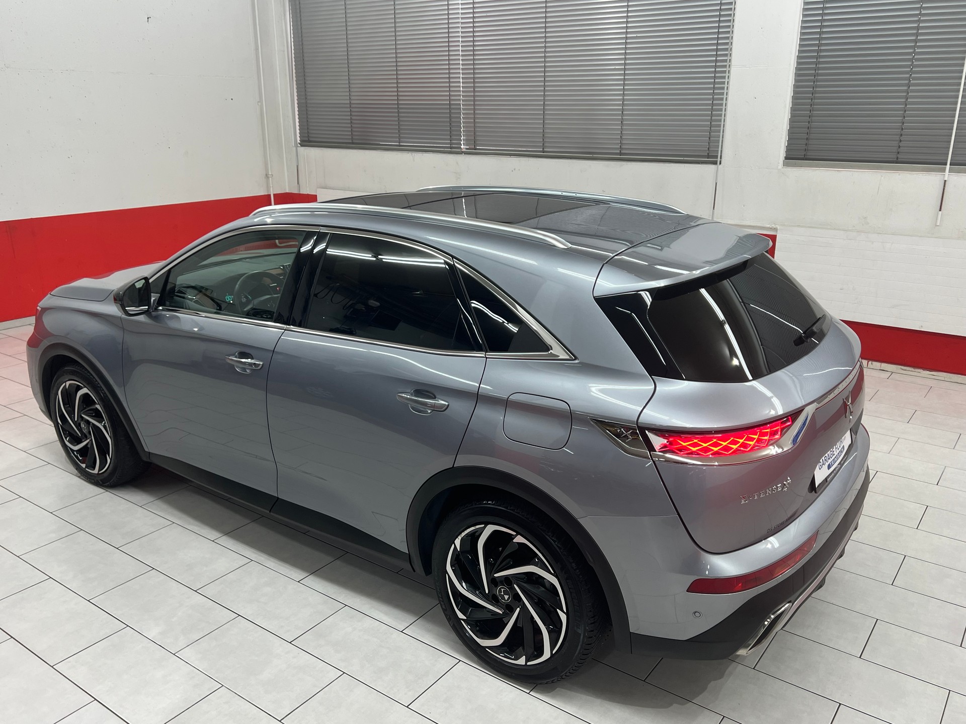 DS AUTOMOBILES DS 7 Crossback E-Tense 4x4-image-6