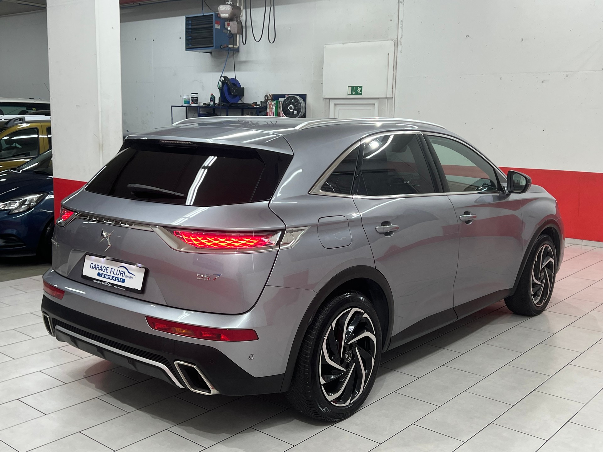 DS AUTOMOBILES DS 7 Crossback E-Tense 4x4-image-3