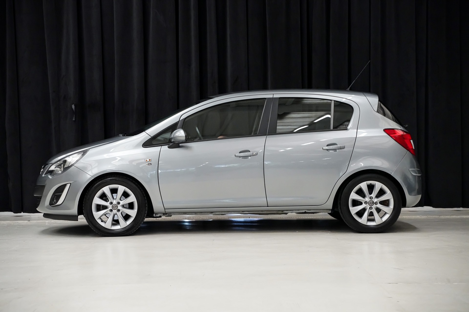 OPEL Corsa 1.4 TP Sport Automatic-showroom-element-3