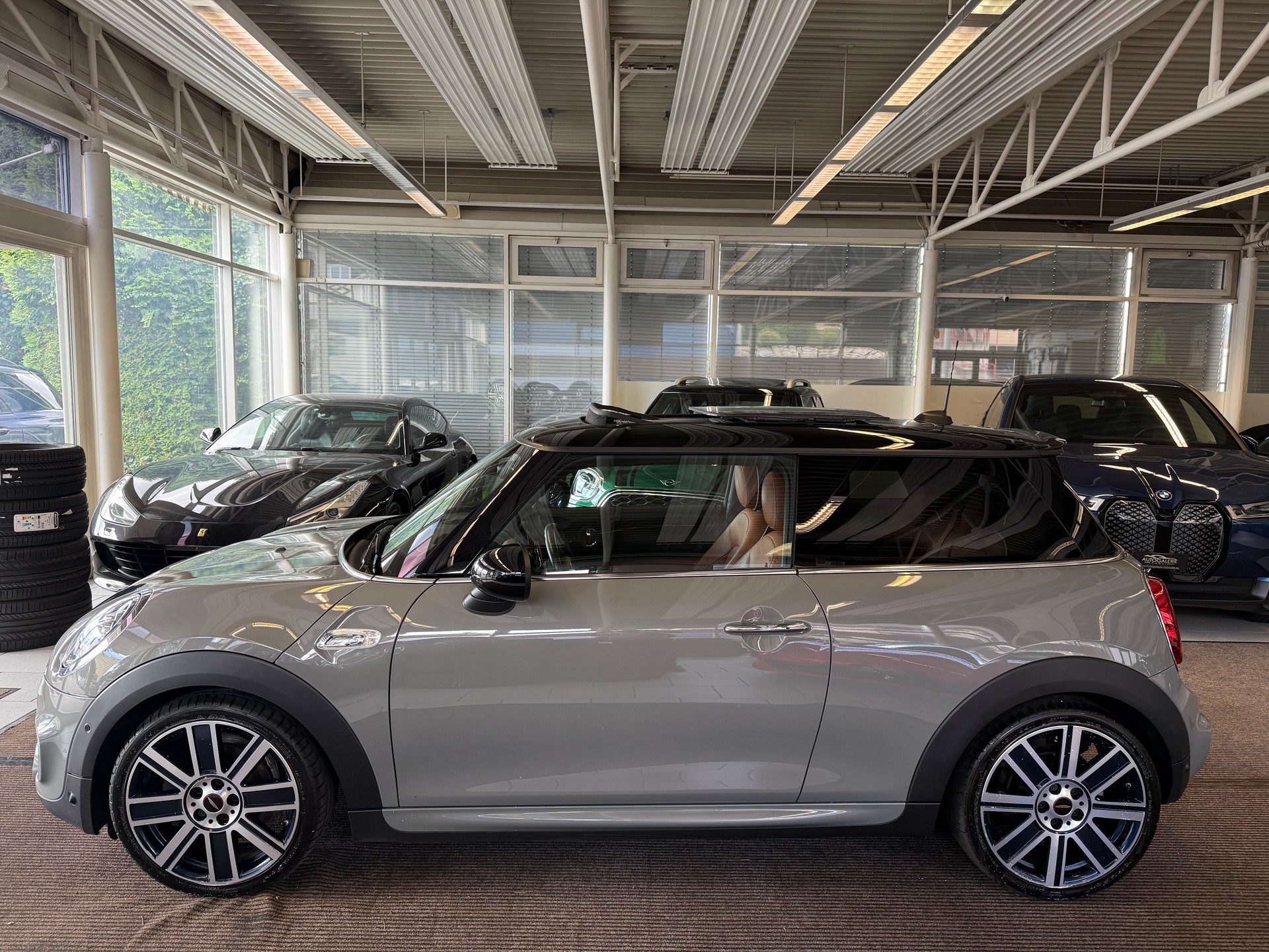 MINI Cooper SD Steptronic | CH Fahrzeug | Leder Braun | John Cooper Works | Panorama | Head Up |-showroom-element-3