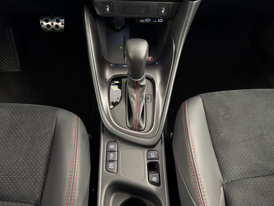 Yaris Hybrid 1.5 GR Sport