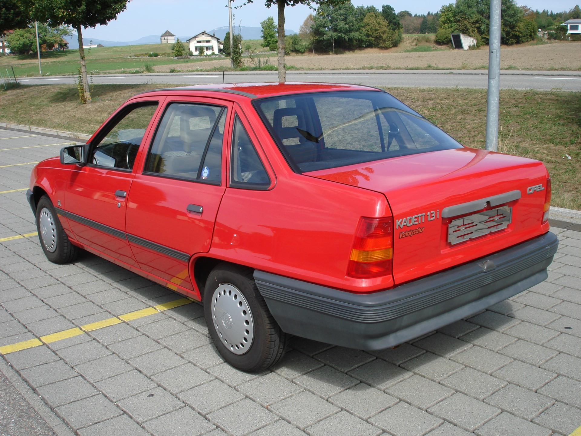 OPEL Kadett 1300i GLS-showroom-element-3