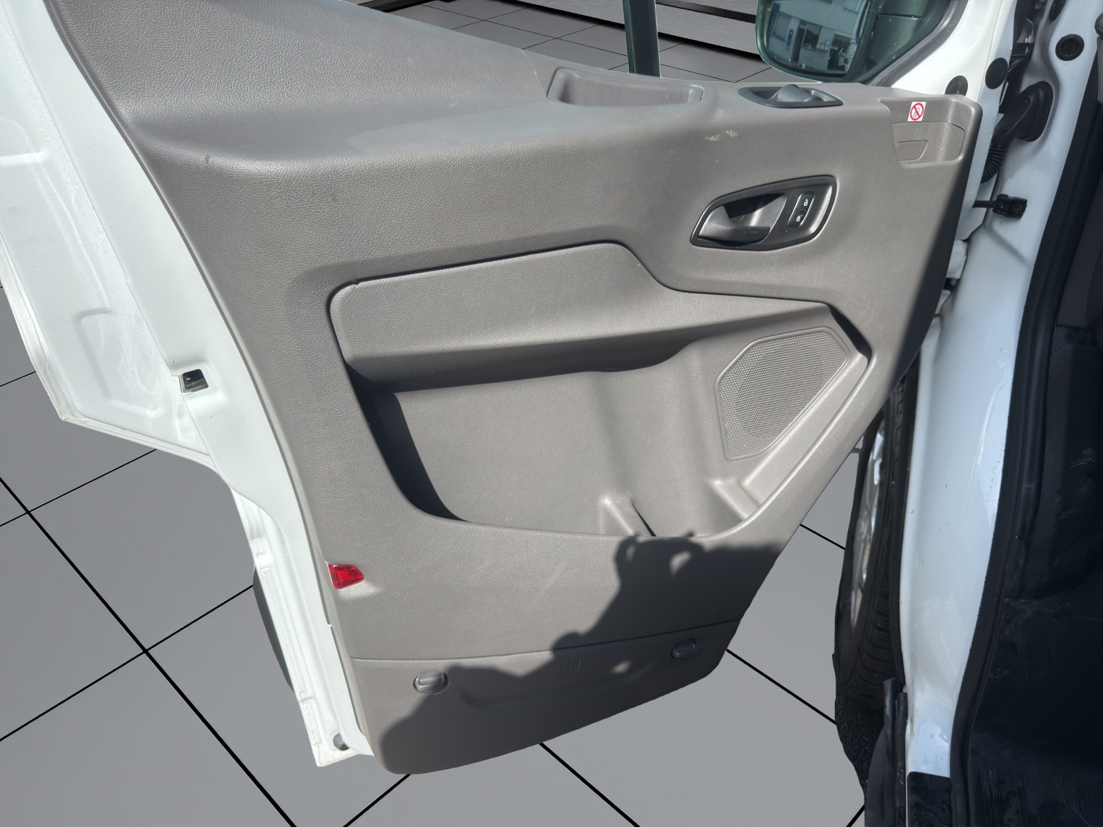 Image FORD E-TRANSIT E-Transit Van 350 L2 Trend RWD 68kWh