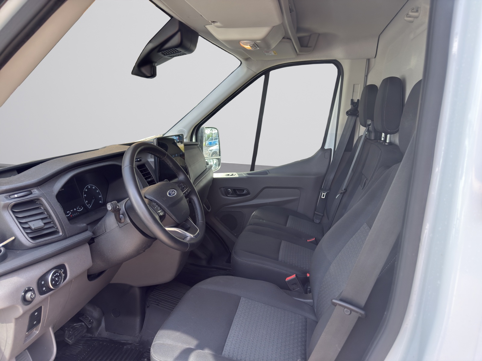 Image FORD E-TRANSIT E-Transit Van 350 L2 Trend RWD 68kWh