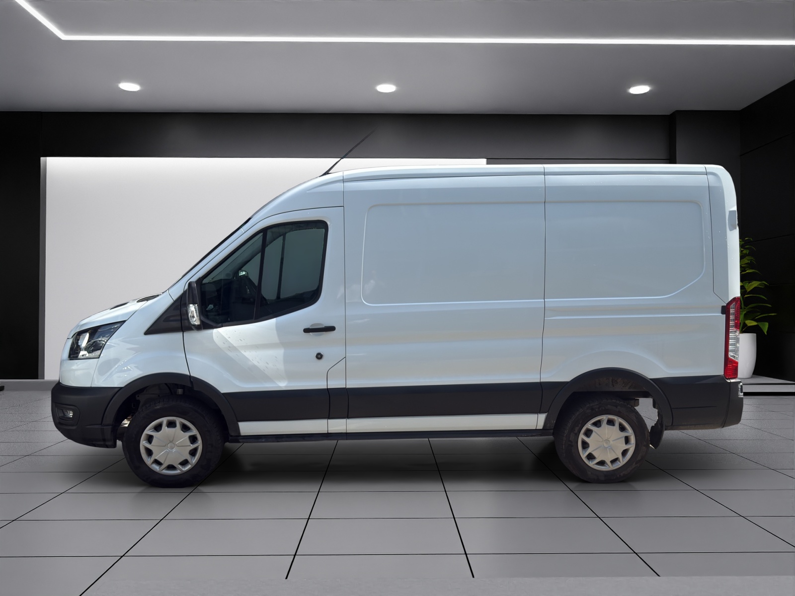 Image FORD E-TRANSIT E-Transit Van 350 L2 Trend RWD 68kWh