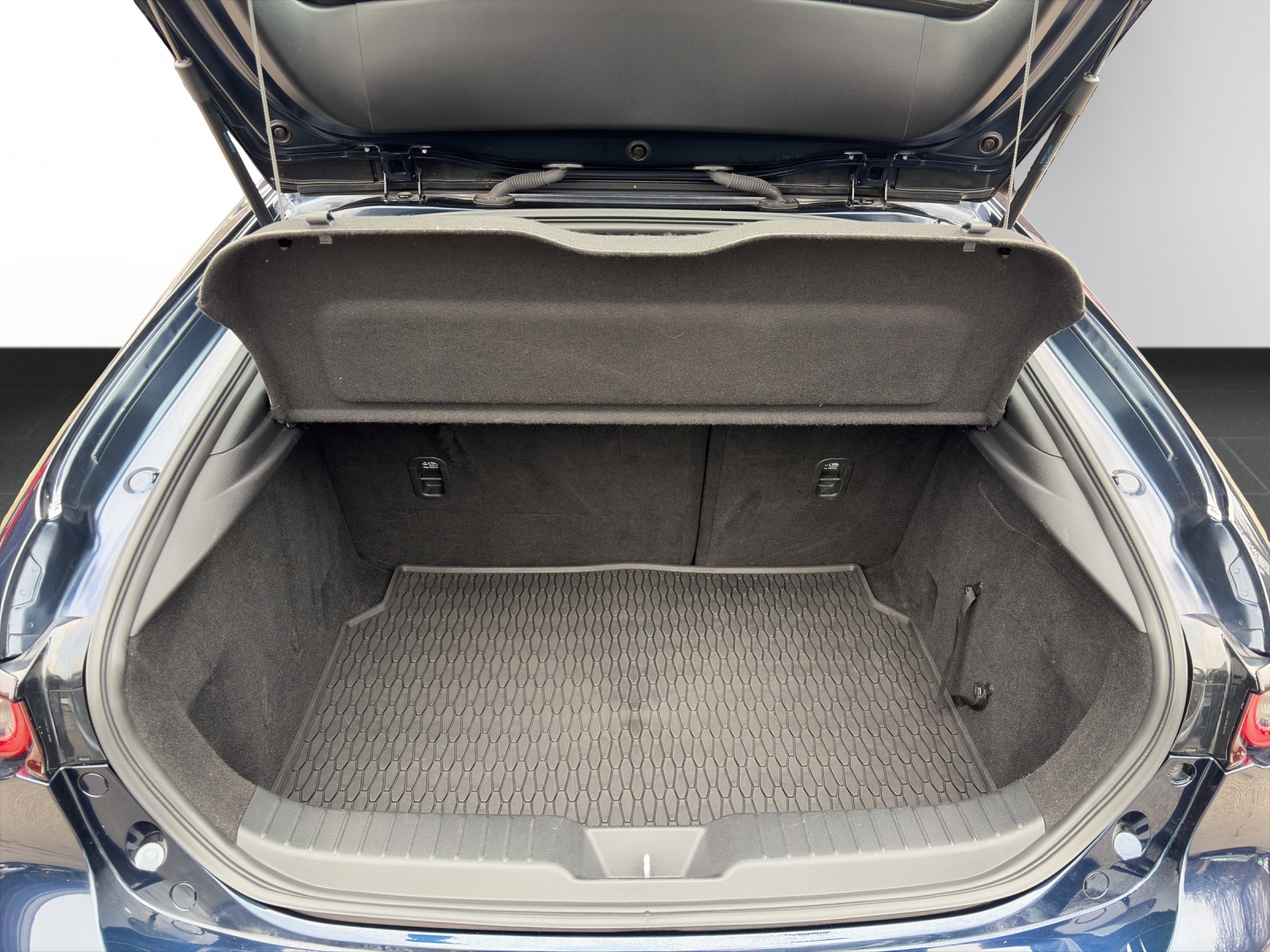 Image MAZDA 3 3 HB G MHD 122 Ambition