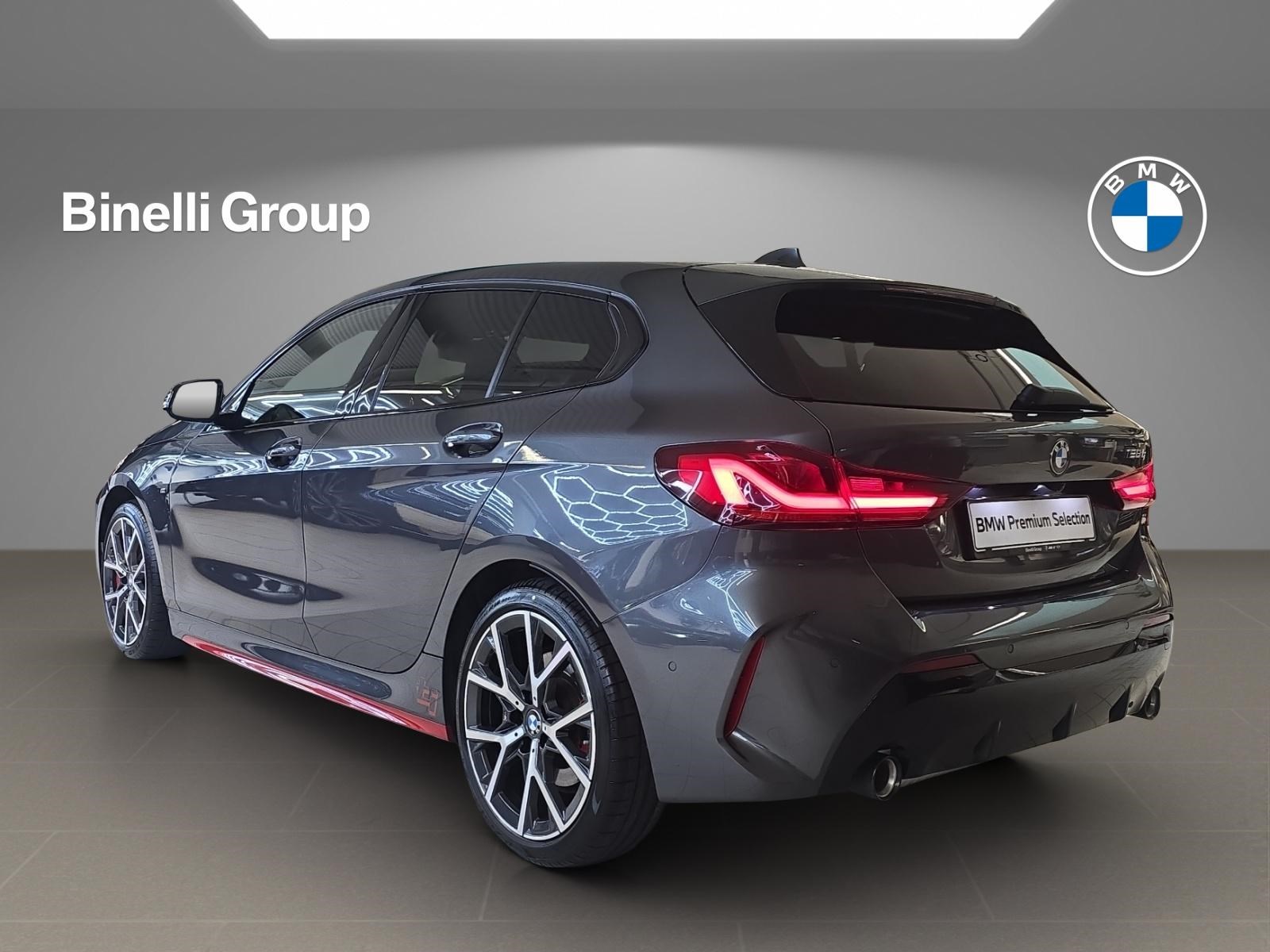 BMW 128ti-showroom-element-2