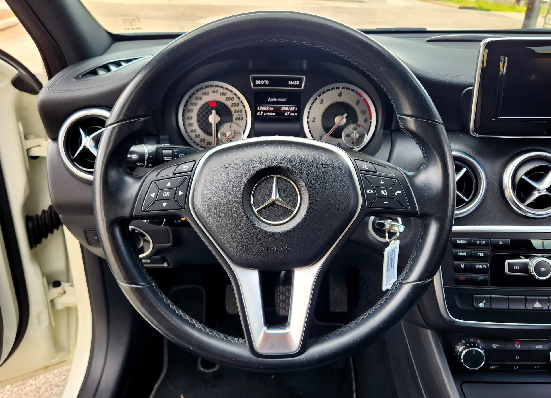 MERCEDES-BENZ A 180 CDI-image-8