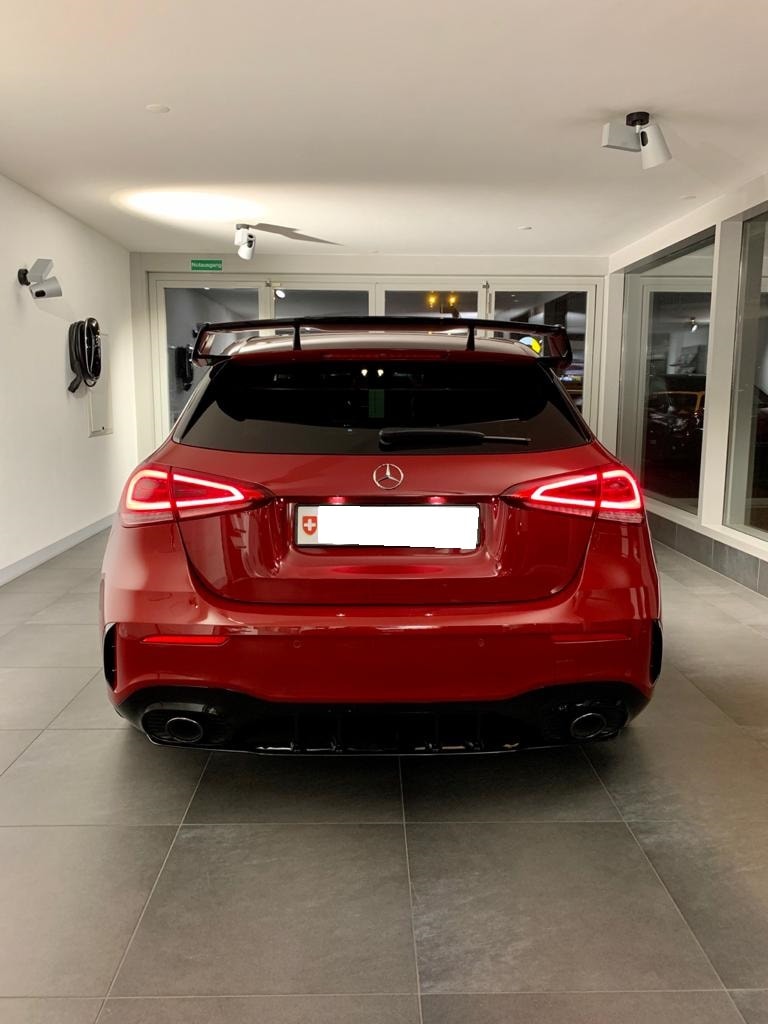 MERCEDES-BENZ A 35 AMG 4Matic Speedshift-image-11