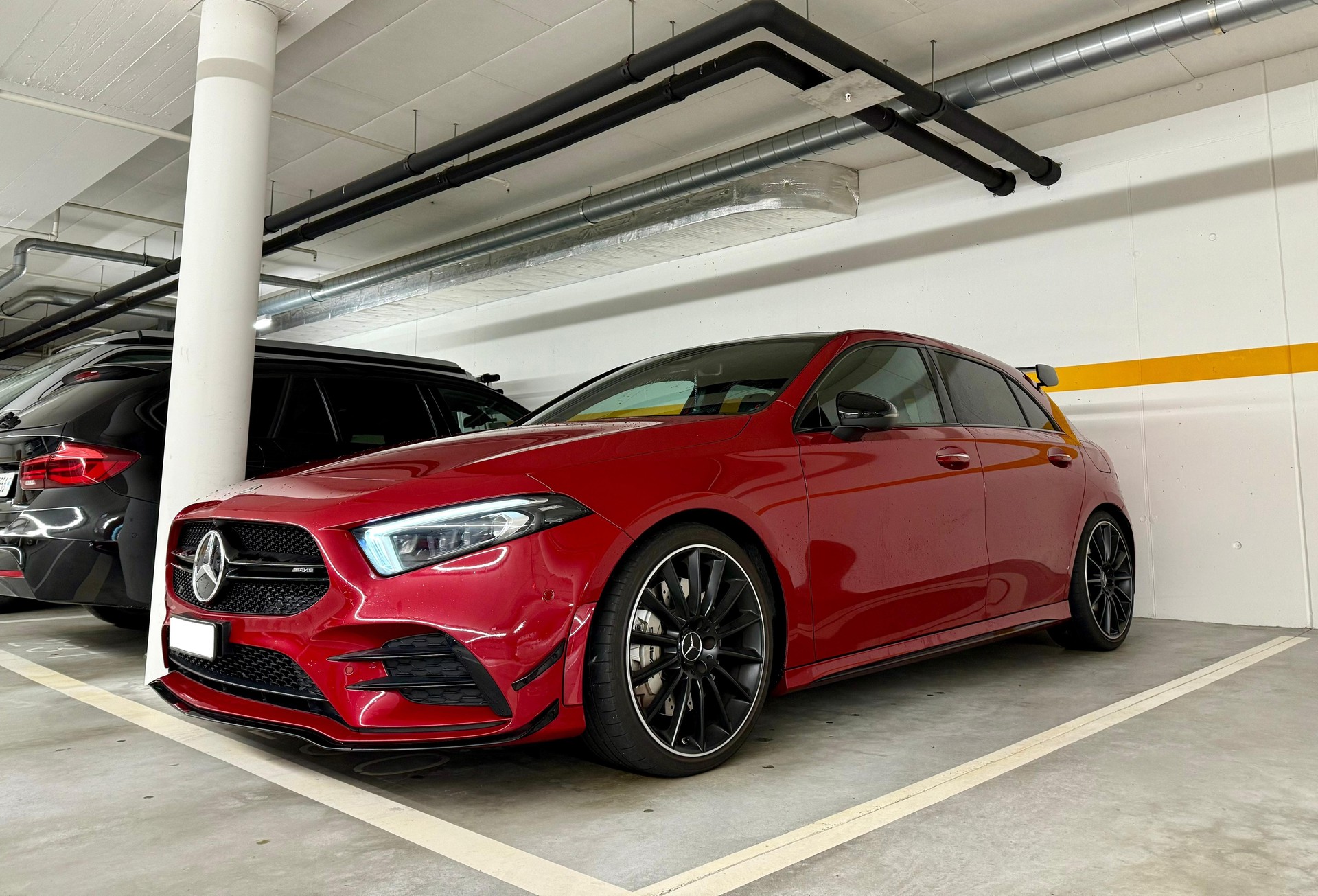 MERCEDES-BENZ A 35 AMG 4Matic Speedshift-image-10