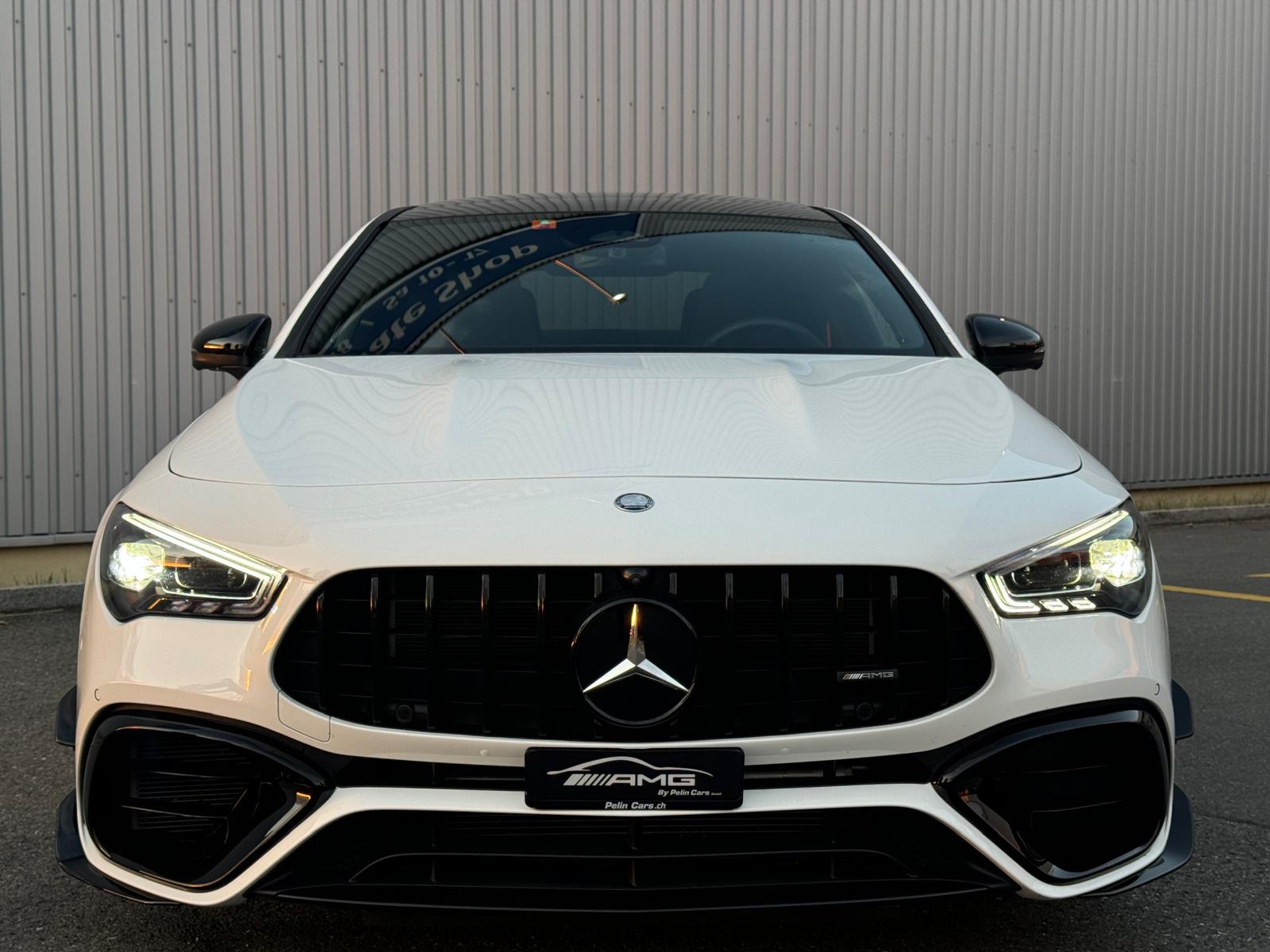 MERCEDES-BENZ CLA 45 S AMG Limited White&Black Performance 4Matic+ 8G-DCT-showroom-element-3
