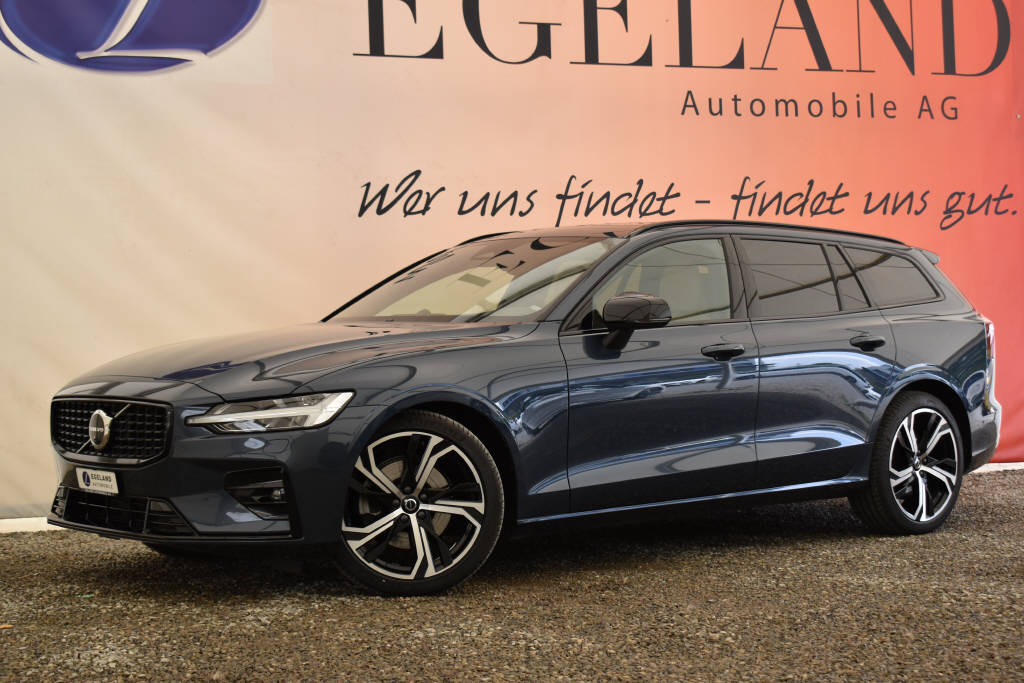 VOLVO V60 2.0 B4 Plus Dark