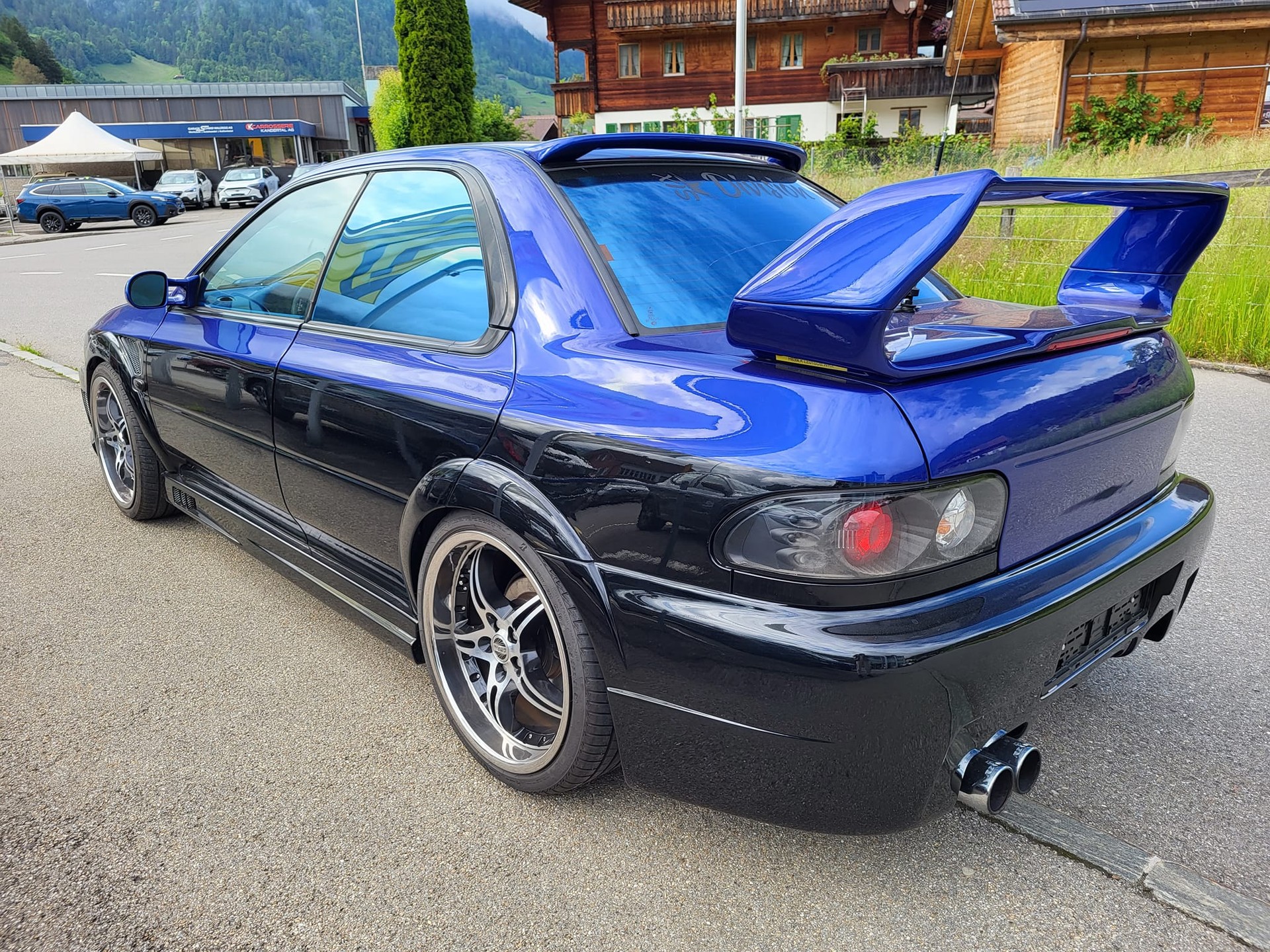 SUBARU Impreza 2.0 Turbo-showroom-element-1