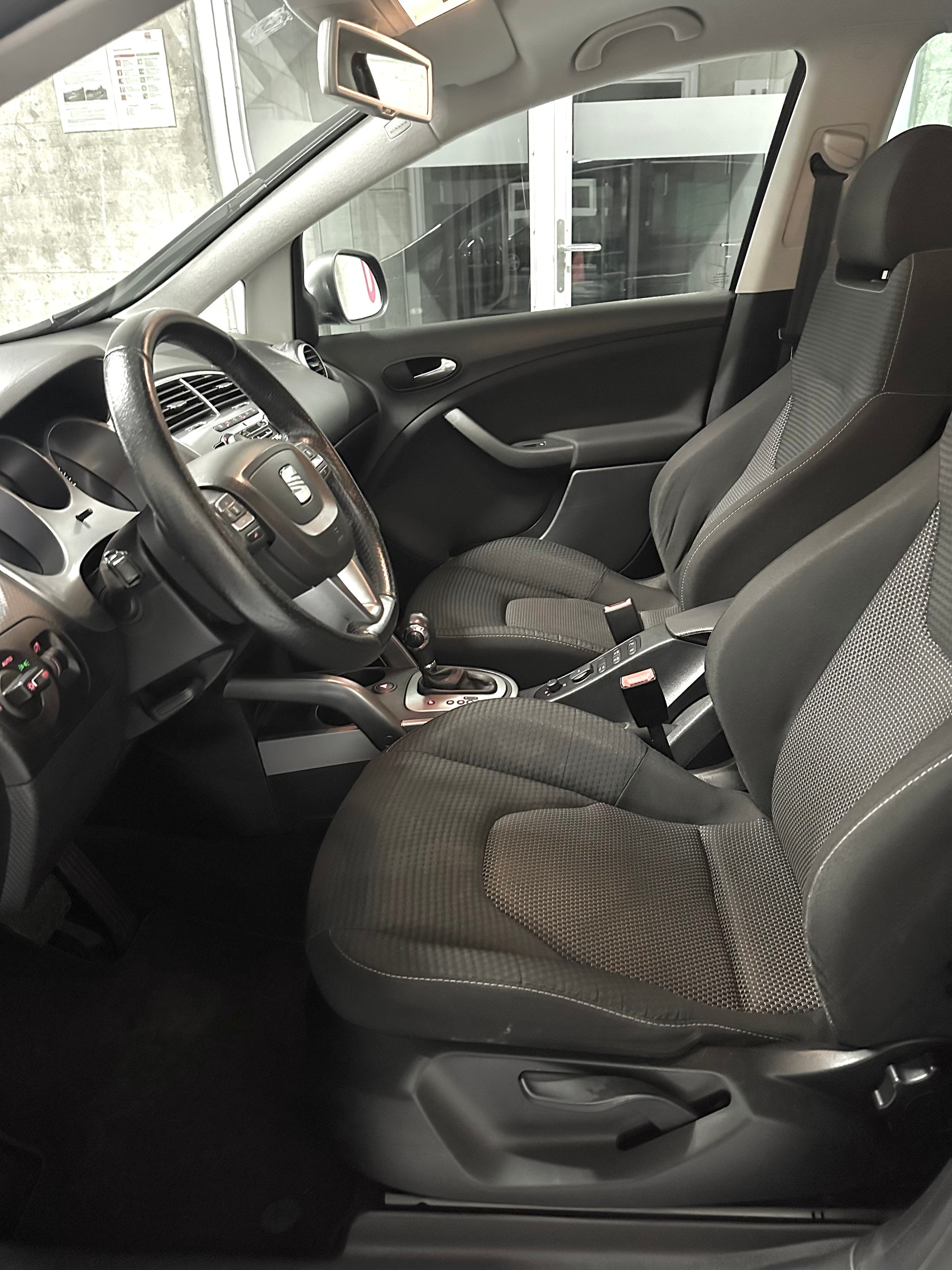 SEAT Altea XL 2.0 TDI Style DSG-image-12