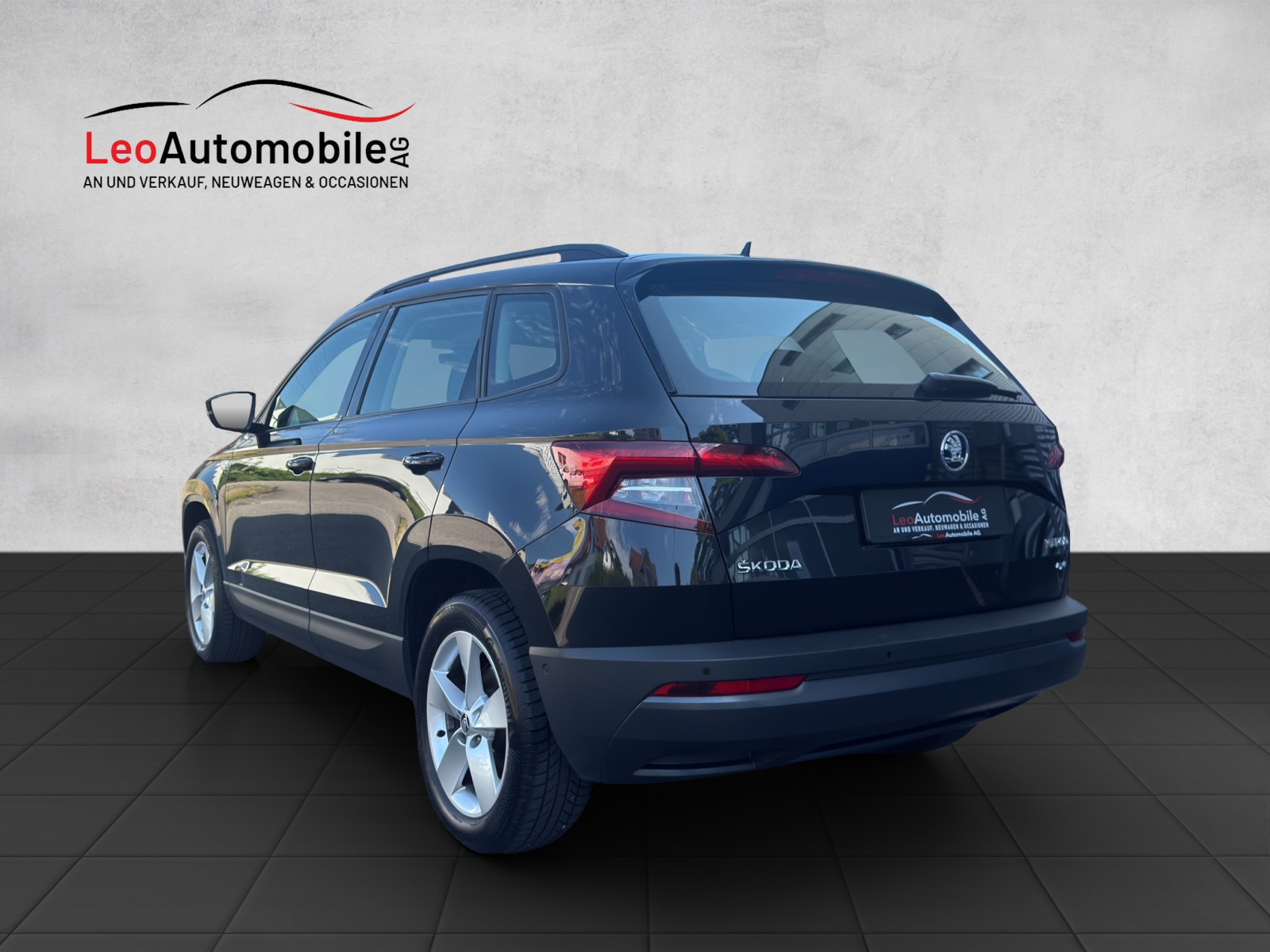 SKODA Karoq 2.0 TDI CR Ambition 4x4 DSG-showroom-element-2