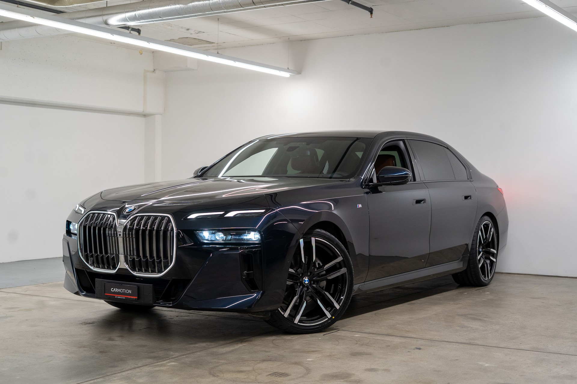 BMW 740d xDrive MSport *THEATRE SCREEN MIT EXCECUTIVE LOUNGE SEATING*