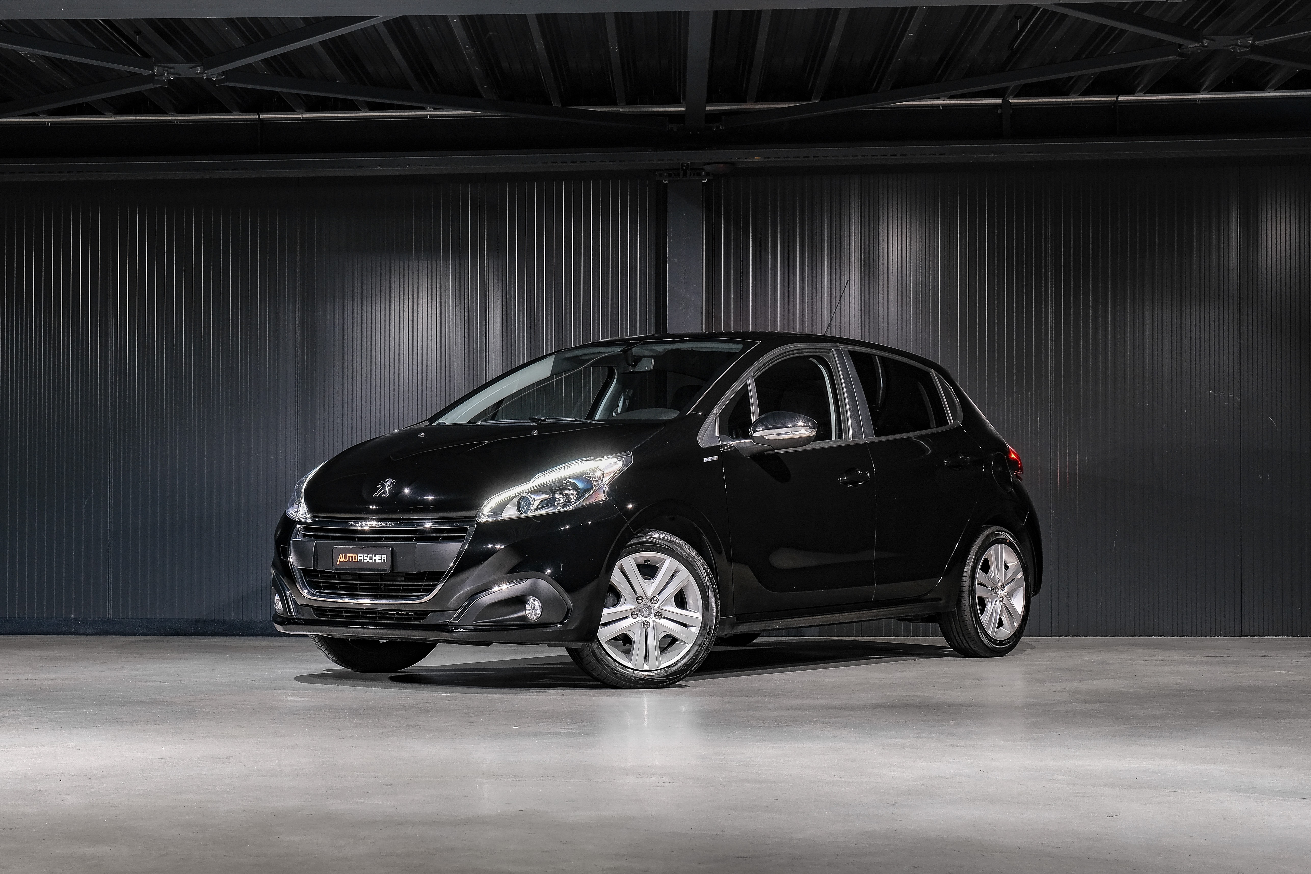 PEUGEOT 208 1.2 PureTech Style (Kleinwagen)
