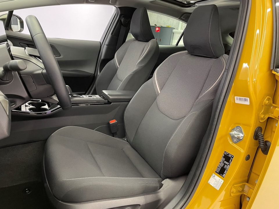 Prius Plug-in Hybrid 2.0 Style
