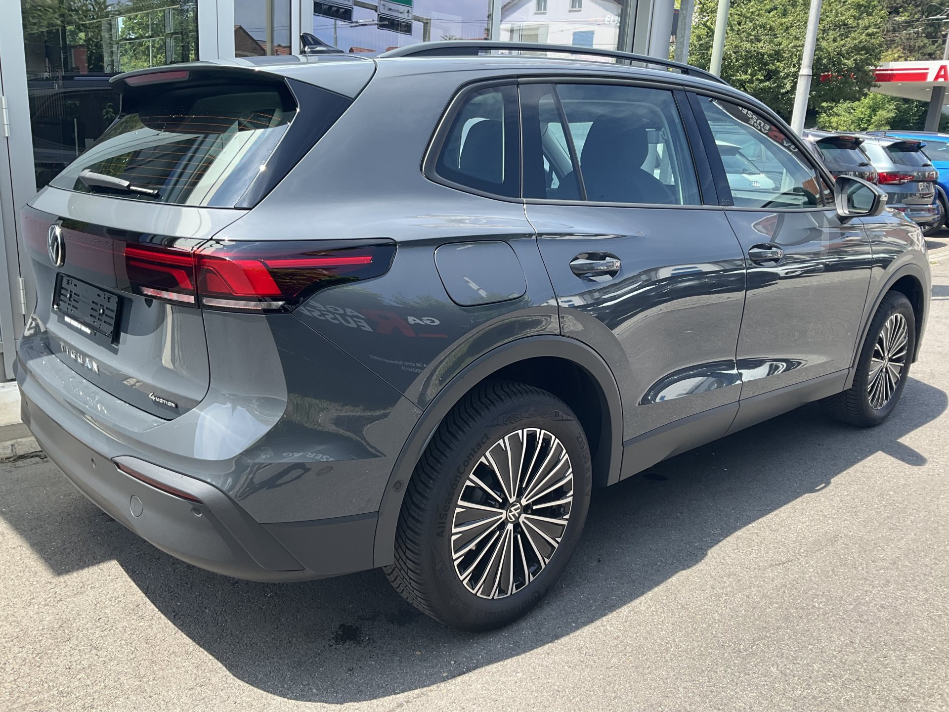VW TIGUAN 2.0 TDI 193 PS 4MOTION *** ANHÄNGEKUPPLUNG ***-showroom-element-3