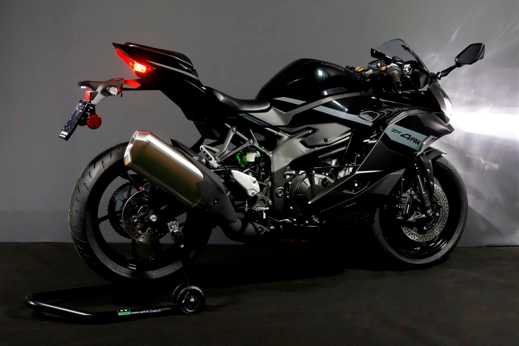 ❁リリ❁ KAWASAKI Ninja ZX-4RR (57/35 KW) Modeljahr 2026 Kaufen