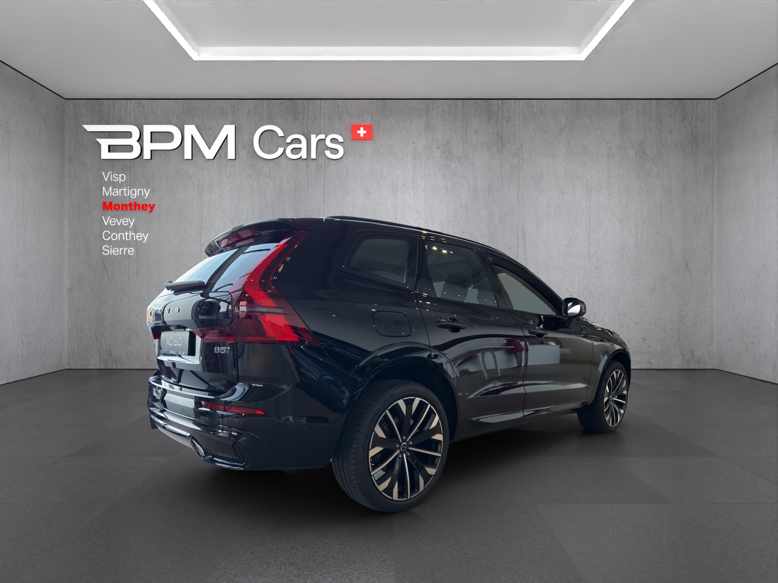 Image VOLVO XC60 XC60 B5 Benzin Mild Hybrid AWD Ultra Dark Geartronic