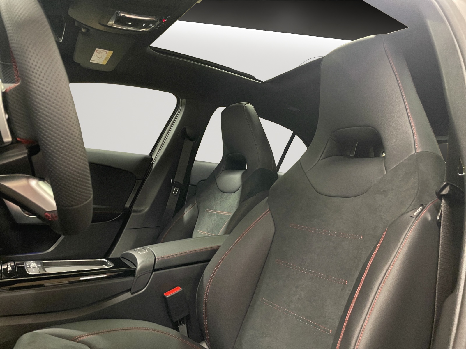 Image MERCEDES-BENZ A-220 A 220 4Matic 8G-DCT