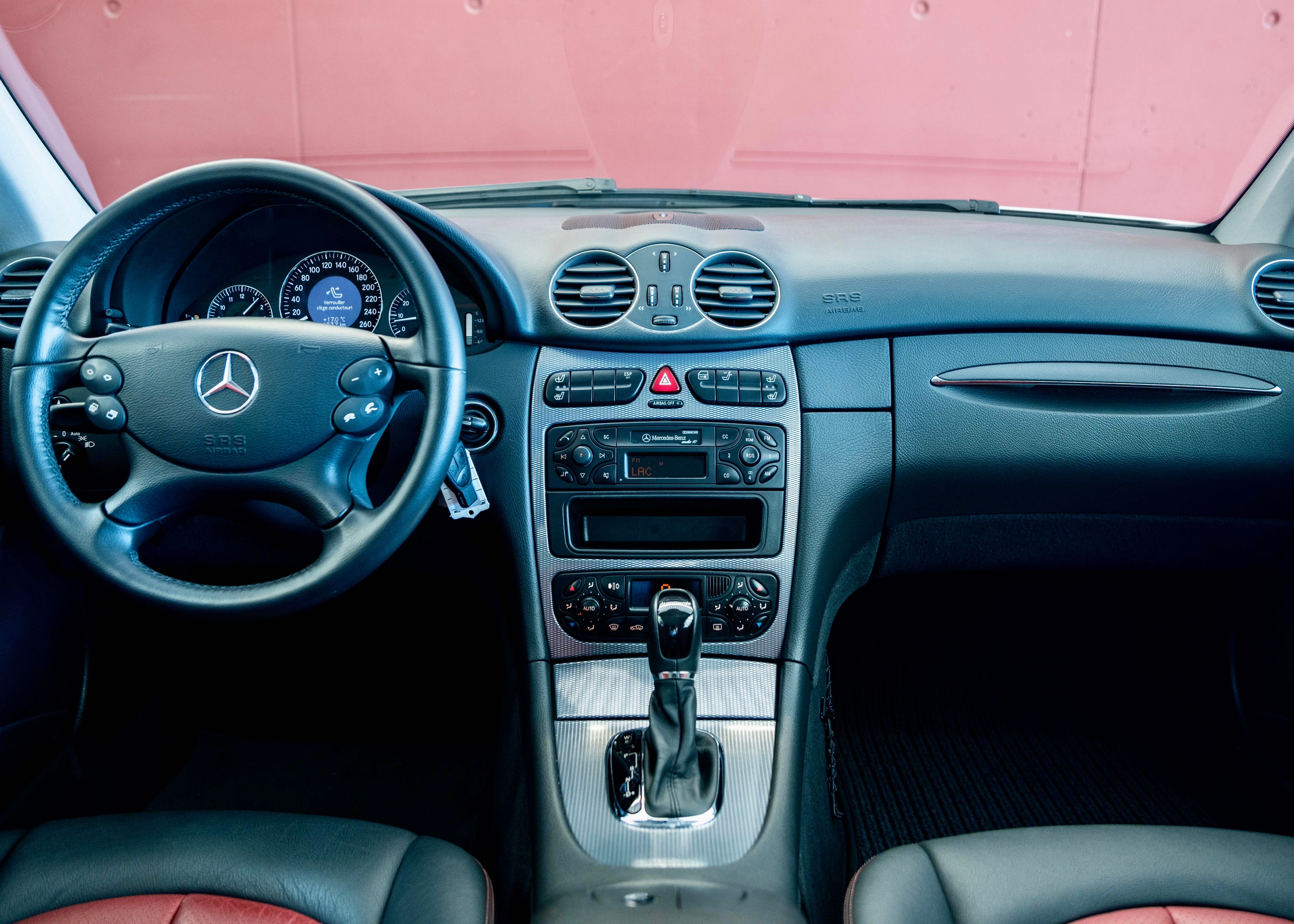 Image MERCEDES-BENZ CLK-500 CLK 500 AMG Styling Package (2nd hand, full Mercedes history)