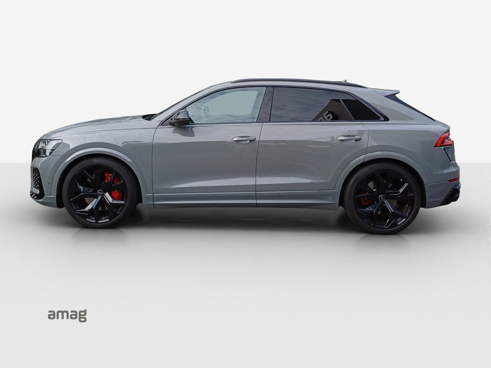 AUDI RSQ8  quattro tiptronic-showroom-element-1