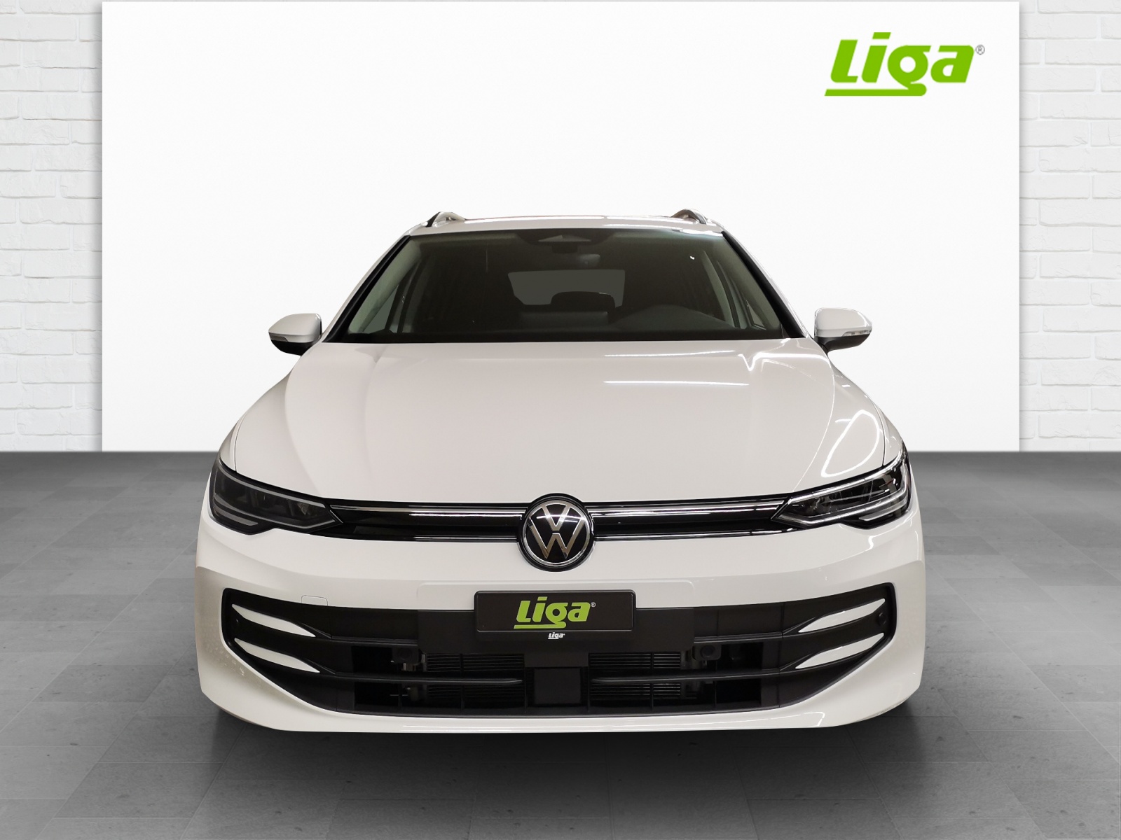 VW Golf VIII Variant 1.5 eTSI Life DSG-showroom-element-2