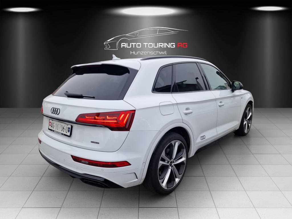 AUDI Q5 2.0 45 TFSI S Line quattro S-Tronic-image-2