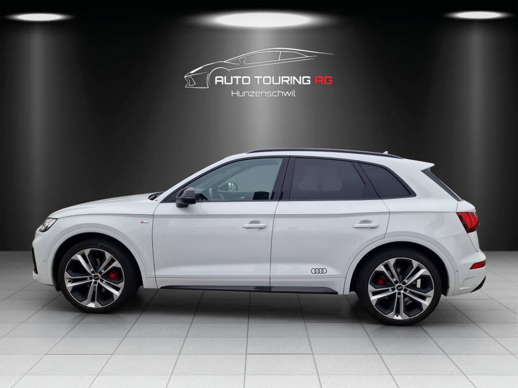 AUDI Q5 2.0 45 TFSI S Line quattro S-Tronic-image-5