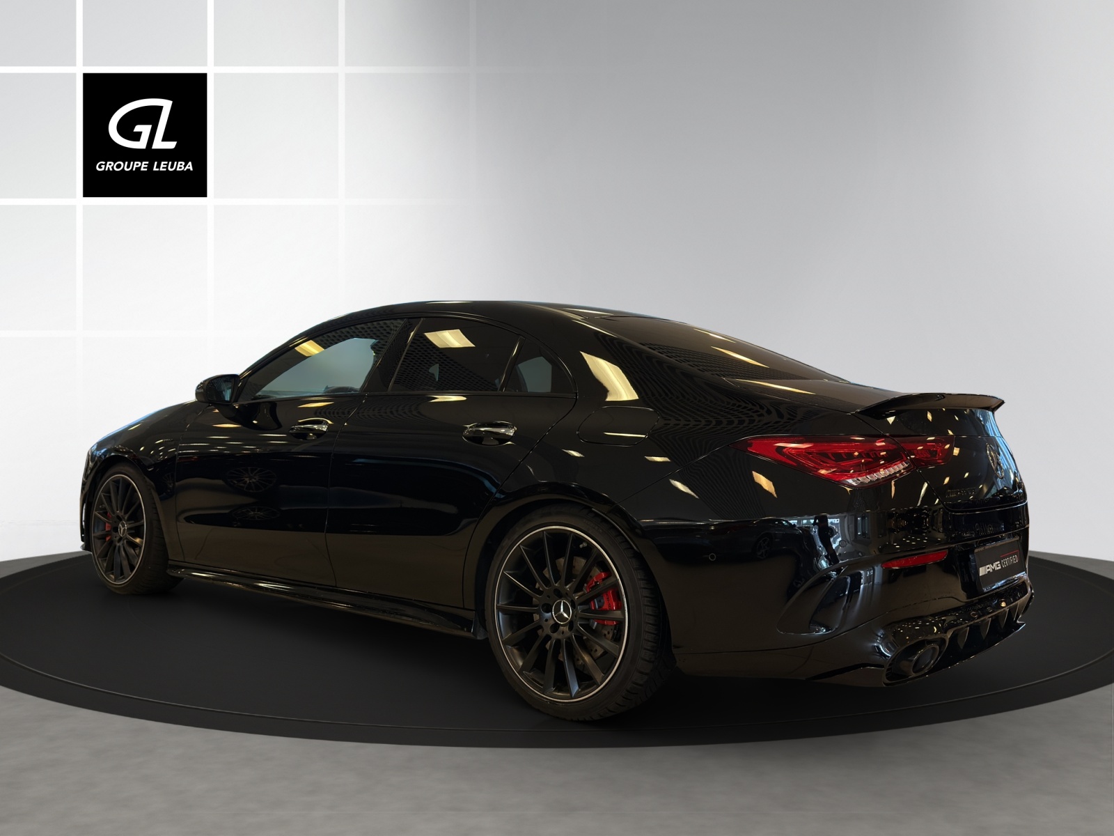 MERCEDES-BENZ CLA 35 AMG 4Matic-showroom-element-3