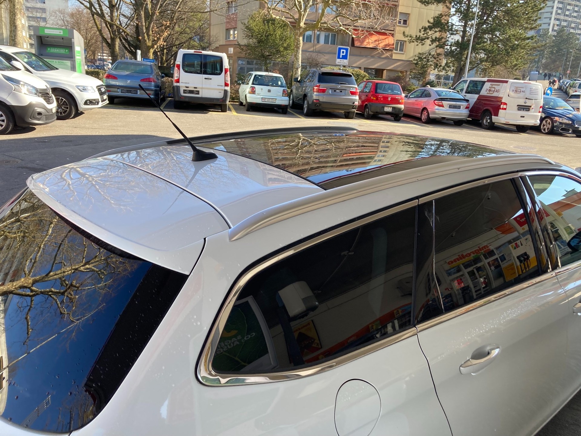 PEUGEOT 308 SW 1.2 THP Féline-image-8