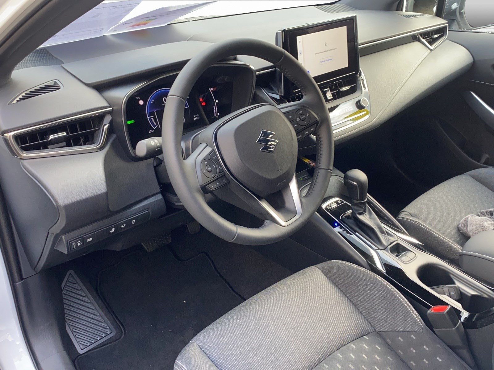 SUZUKI Swace 1.8 Compact Top Hybrid-image-5